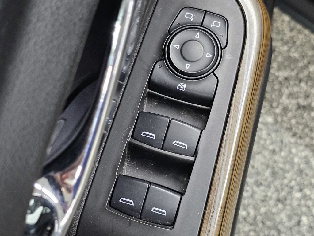 2017 GMC Acadia SLE