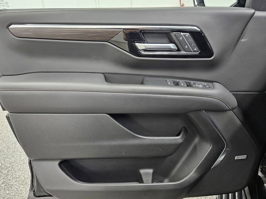 2025 Chevrolet Tahoe Premier