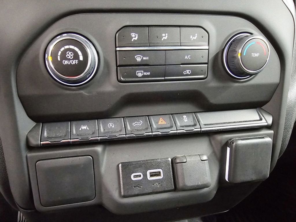 2025 Chevrolet Silverado 1500 Custom