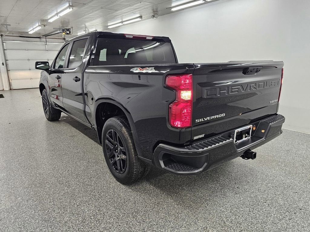 2025 Chevrolet Silverado 1500 Custom