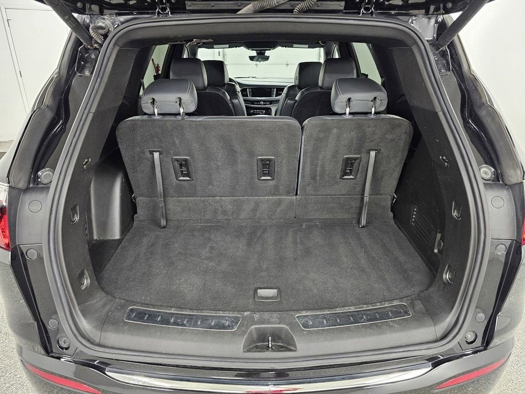 2022 Buick Enclave Essence