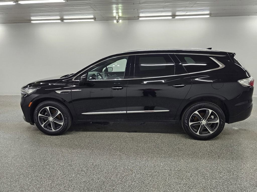 2022 Buick Enclave Essence