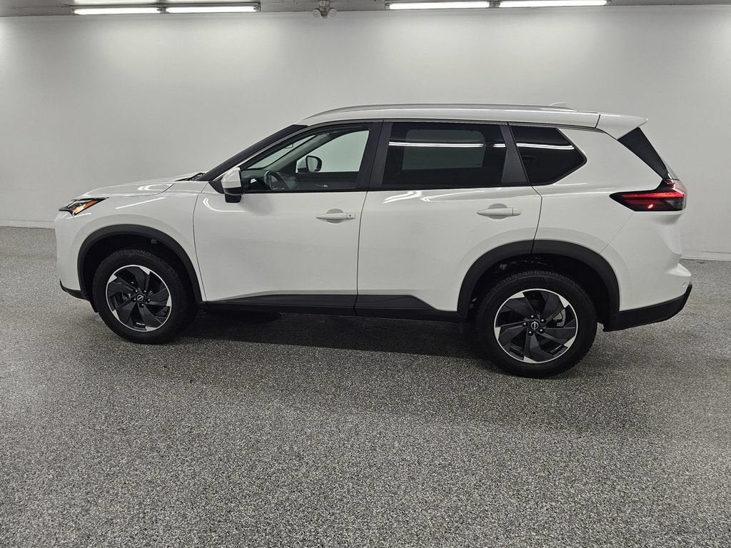 2024 Nissan Rogue SV FWD