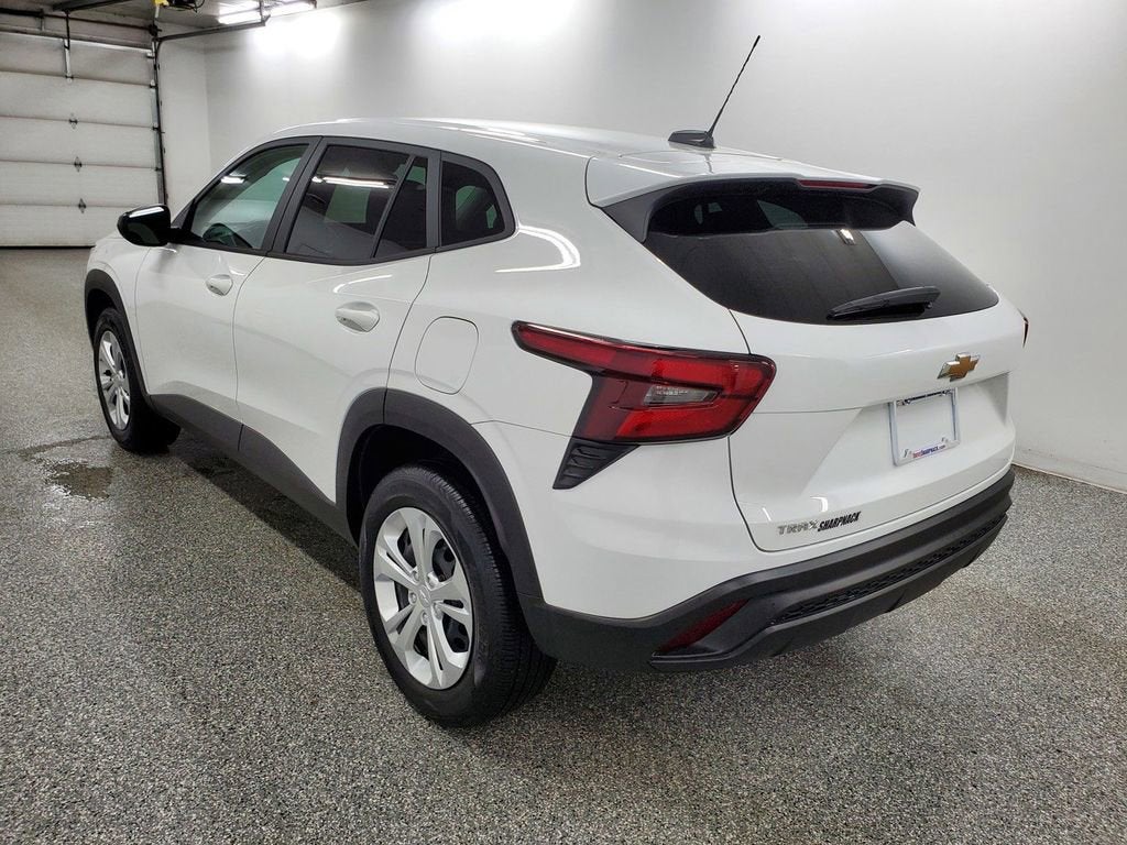 2024 Chevrolet Trax LS