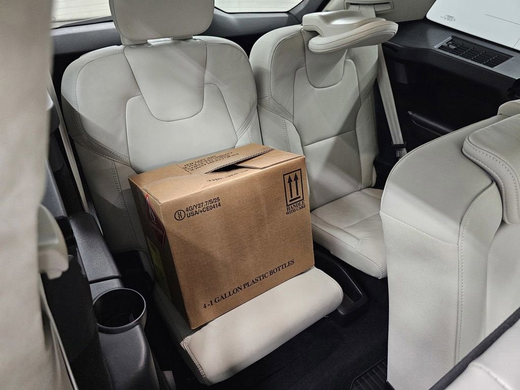 2025 Volvo XC90 Plug-In Hybrid Ultra