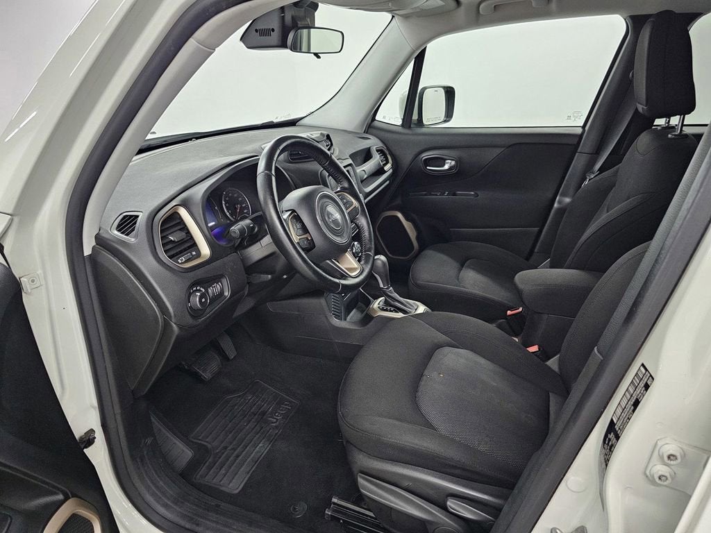 2017 Jeep Renegade Latitude FWD