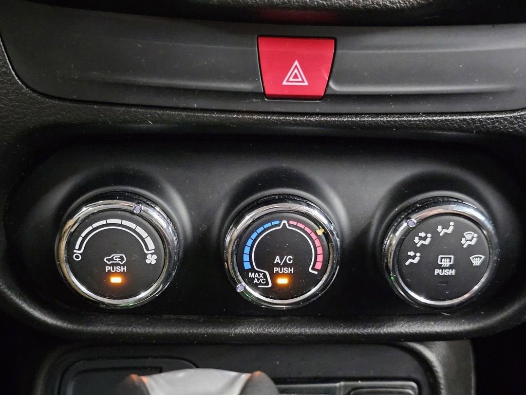 2017 Jeep Renegade Latitude FWD