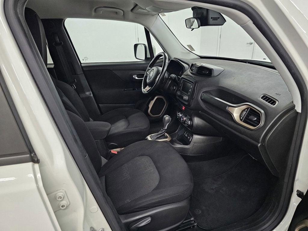 2017 Jeep Renegade Latitude FWD