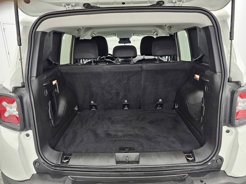 2017 Jeep Renegade Latitude FWD