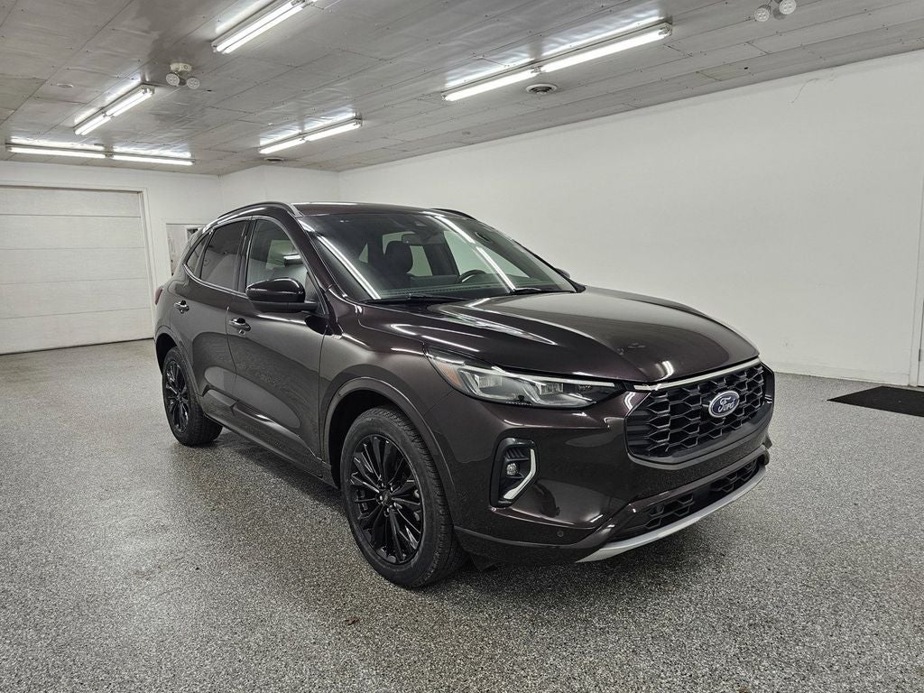 2023 Ford Escape ST-Line Elite