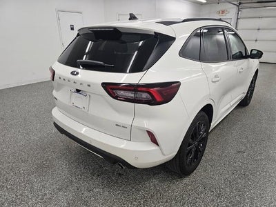 2025 Ford Escape ST-Line Elite