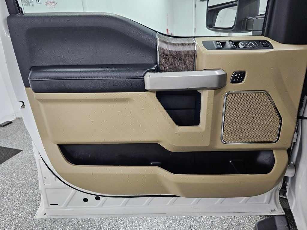 2019 Ford F-350SD Lariat DRW