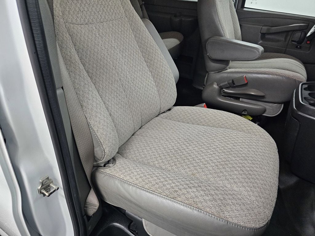 2023 Chevrolet Express 3500 LS Passenger