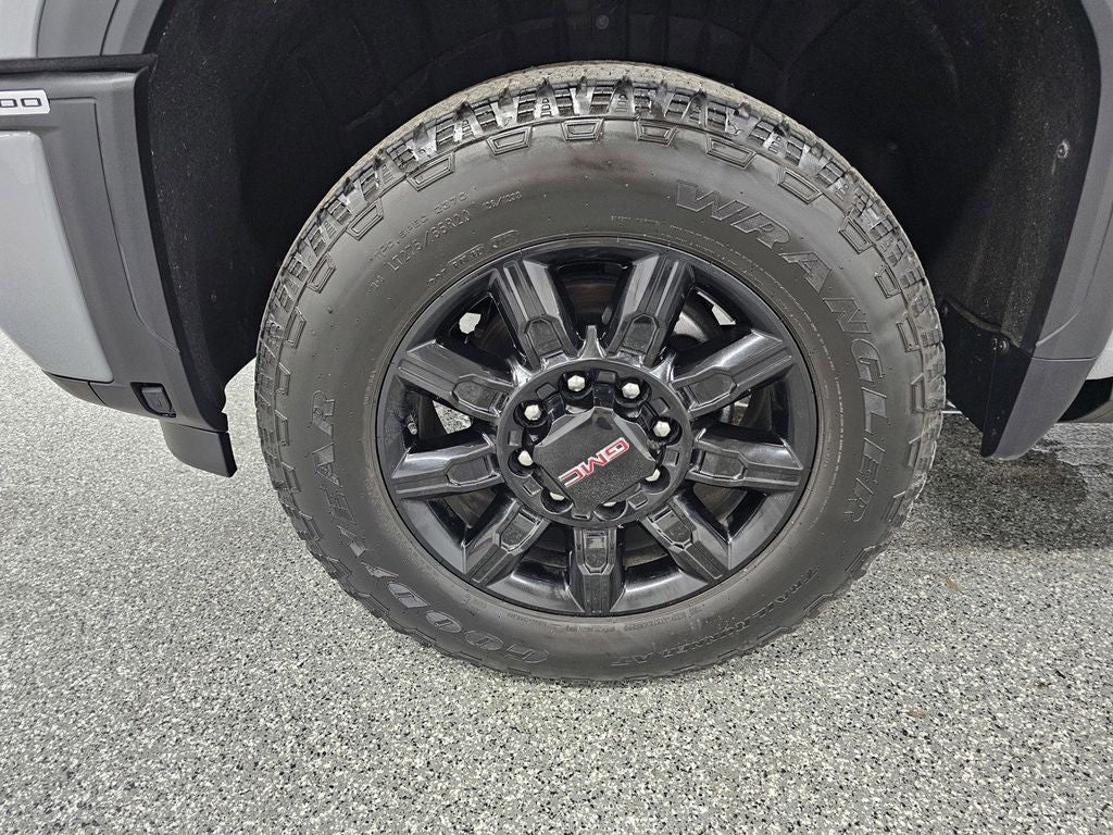 2025 GMC Sierra 2500HD AT4