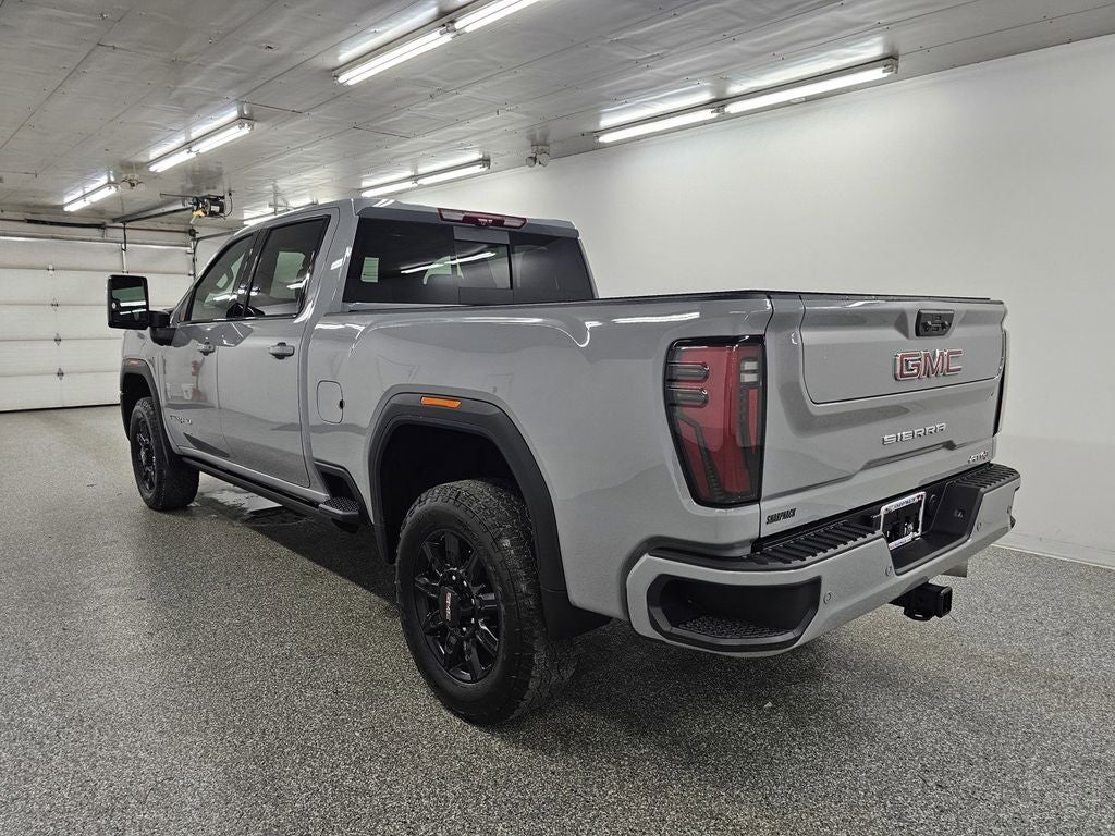 2025 GMC Sierra 2500HD AT4