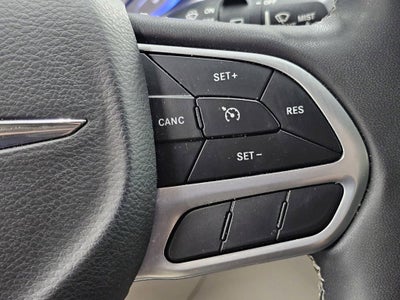 2023 Chrysler Voyager LX