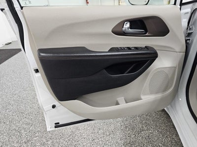 2019 Chrysler Pacifica Touring Plus