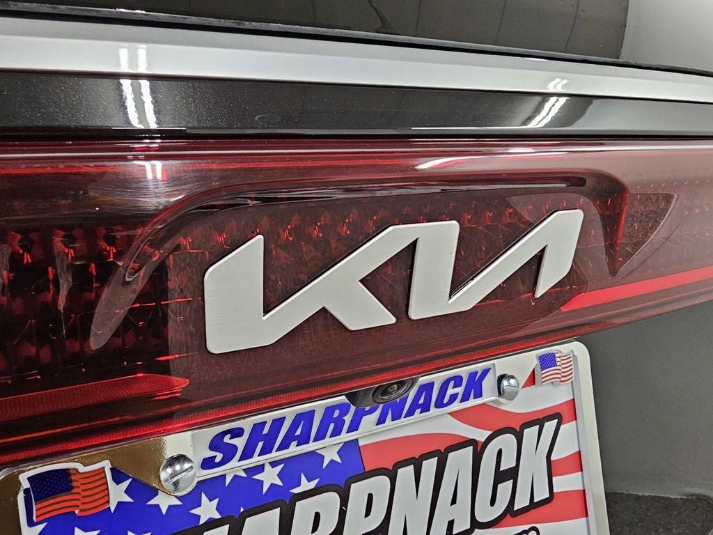 2024 Kia Carnival LX