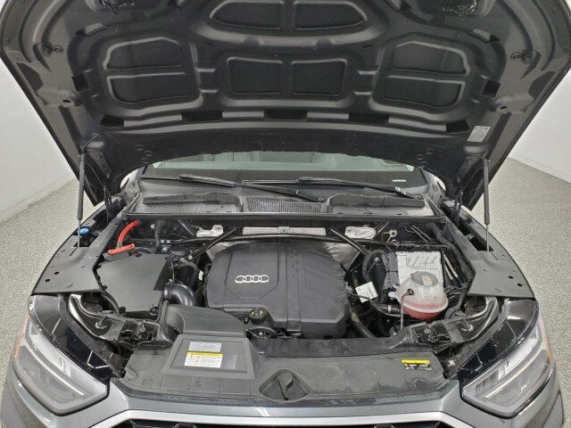 2023 Audi Q5 45 S line Premium quattro